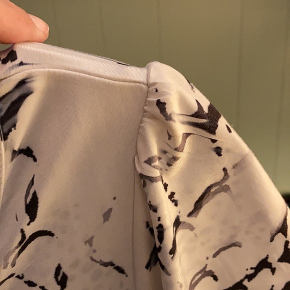 Apt. 9 unique black and white pattern top with embellishments M - Picture 12 of 14